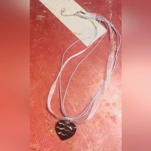 Women's necklace